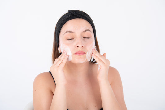 Mousse detergente viso